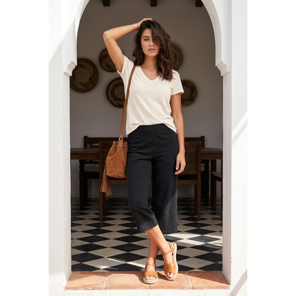 Falls Creek Womens L Black Rayon Spandex Knit Capri Pants‎  Stretch Capsule
